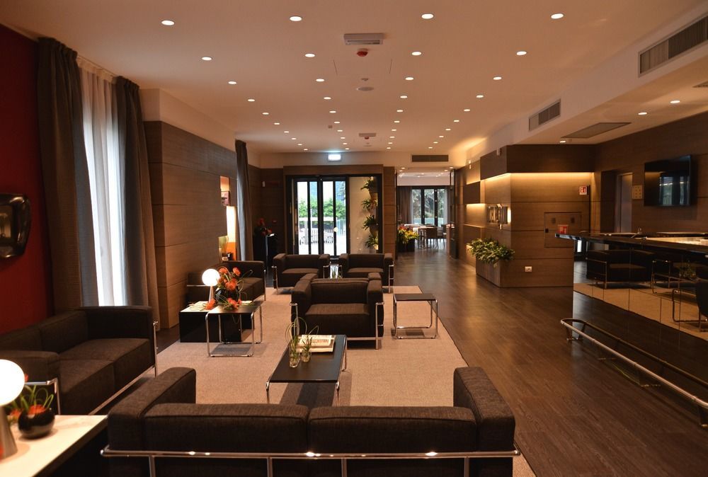 Hotel Forum 3*