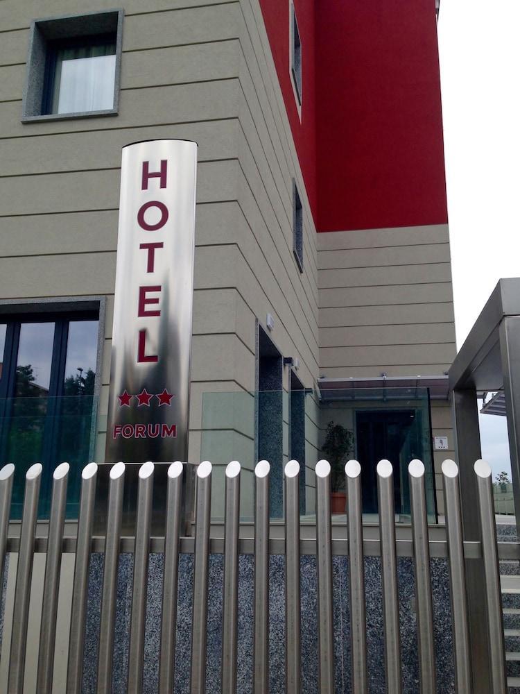 Forum Hotel